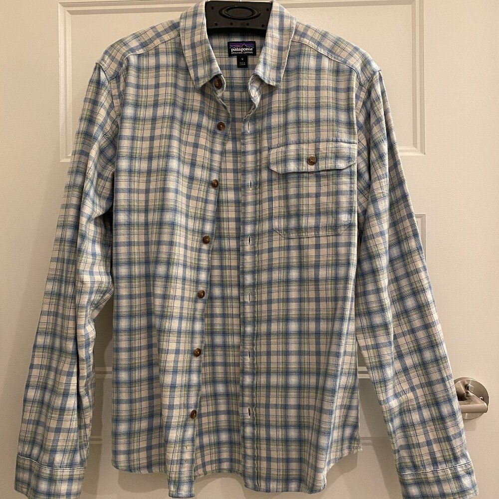 Patagonia Blue and White Plaid Button-Down Shirt